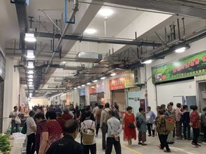 挤挤挤 今天泸州西南商贸城传来新消息,你在现场没