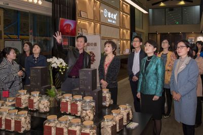 全国及省妇联调研江门 点赞妇女创业就业与家政培训服务成效